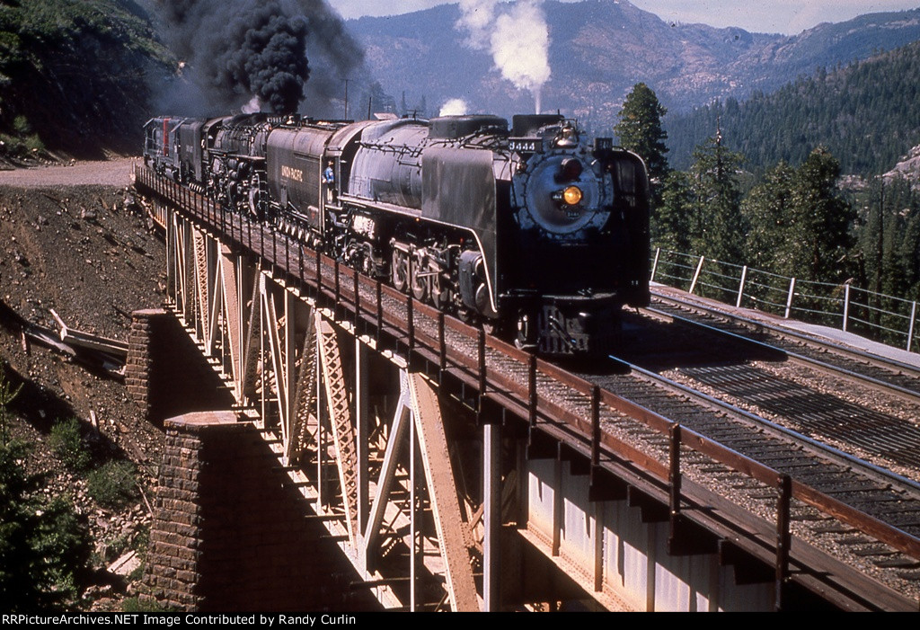 UP 8444 East at Shed 10 (Cisco)